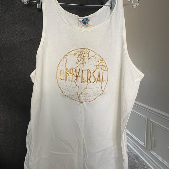 UNIVERSAL STUDIOS  SLEEVELESS TEE MUSCLE TOP. - Picture 1 of 2